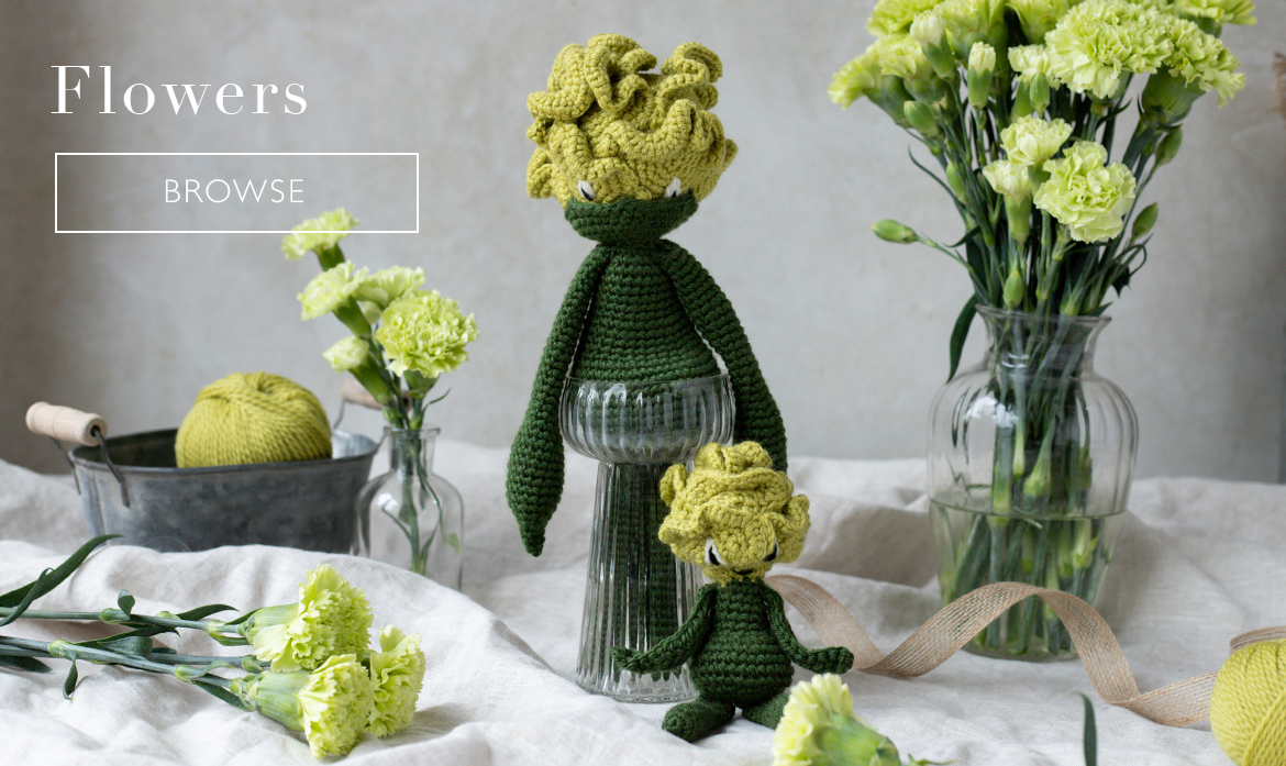 New crochet green carnation flower kits from TOFT
